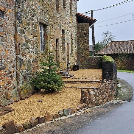 Lavallade12 Chambers D'Hotes Roussines Esterno foto