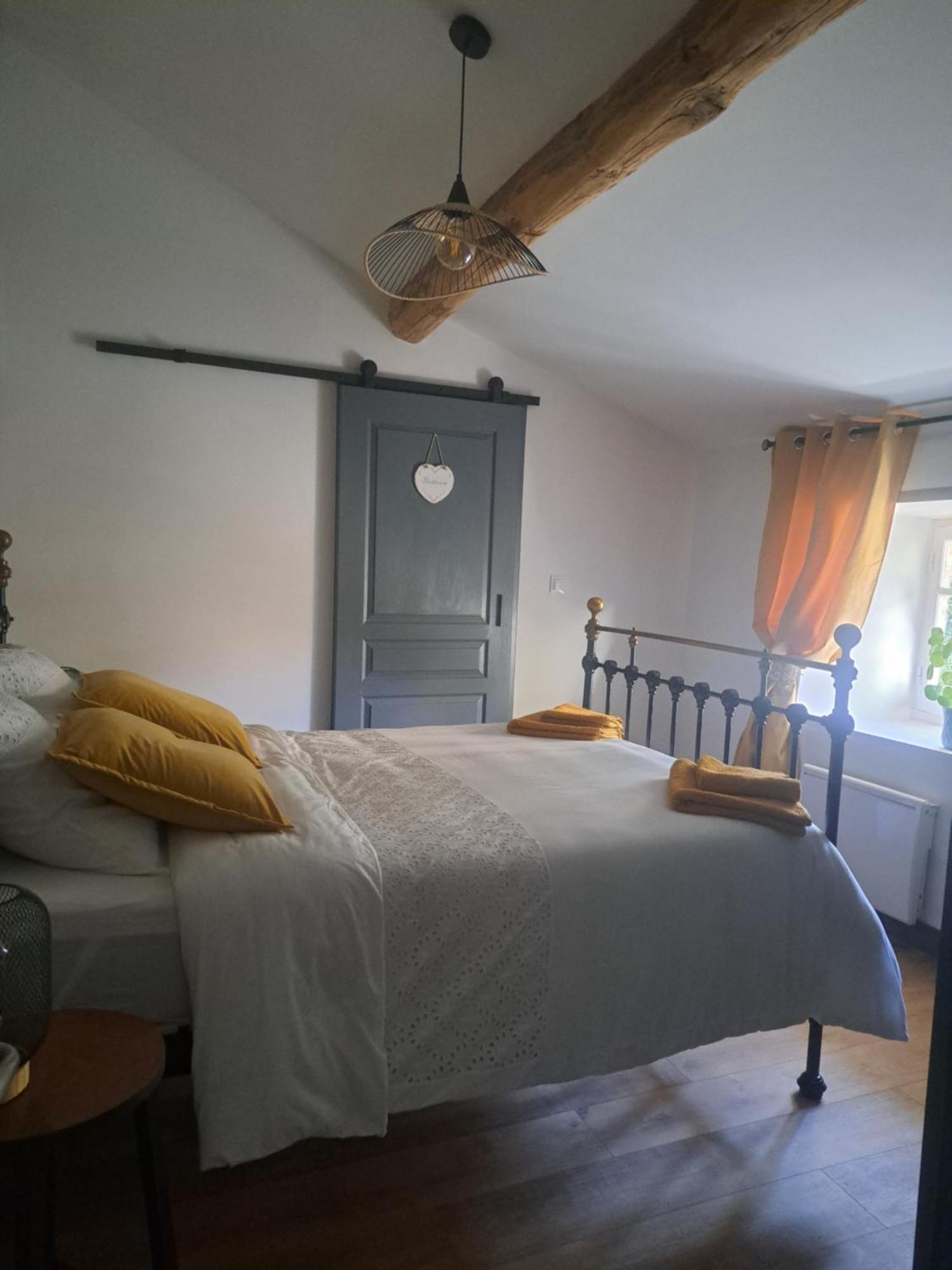 Lavallade12 Chambers D'Hotes Roussines Camera foto